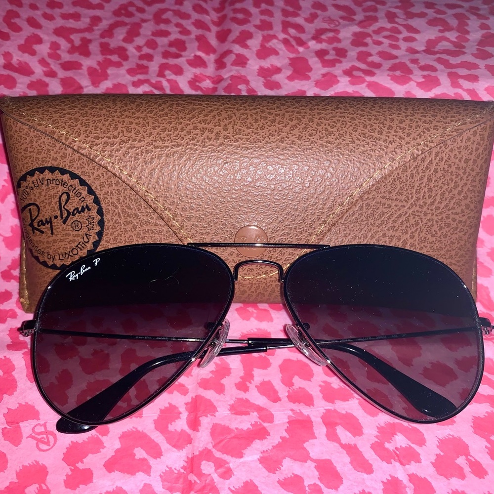 Pre-loved Ray-Ban RB3025 Aviator Gradient Polarized Large Glasses 👓 with case